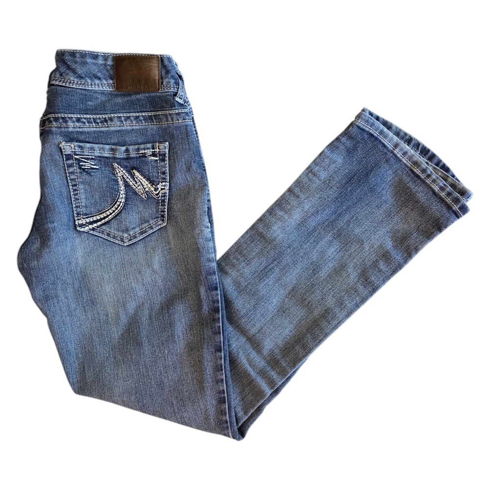 Maurices Womens Bootcut Jeans Medium Wash Embroidered Back Pocket 3/4 Short Blue